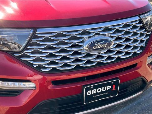 Used 2023 Ford Explorer Platinum w/ Technology Package image 28