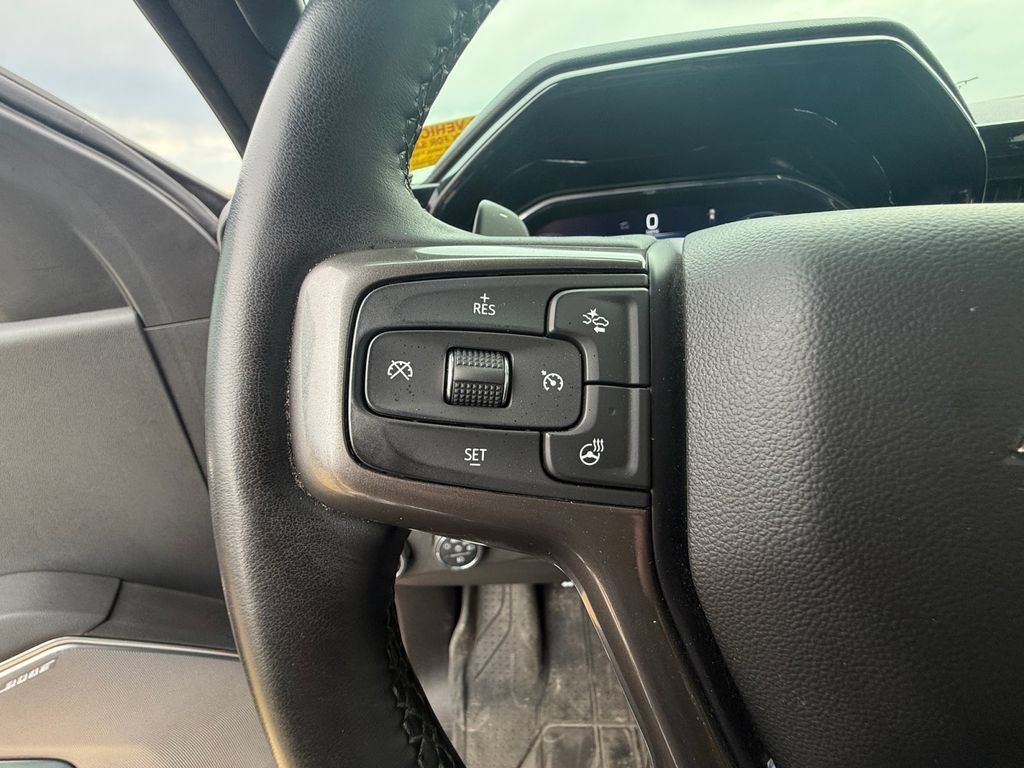 Used 2024 Chevrolet Silverado 1500 High Country w/ High Country Premium Package AWD/4WD image 16