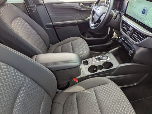 Certified 2025 Ford Escape Active w/ Tech Pack #1 image 11