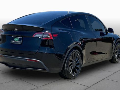 Used 2023 Tesla Model Y Performance AWD/4WD image 10