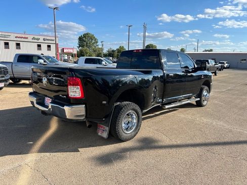 Used 2024 RAM 3500 Tradesman w/ Chrome Appearance Group AWD/4WD image 5