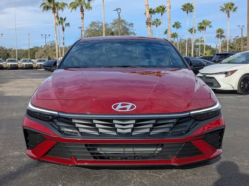 Used 2026 Hyundai Elantra Sport image 9