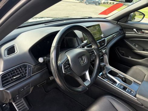 Used 2022 Honda Accord Sport image 14