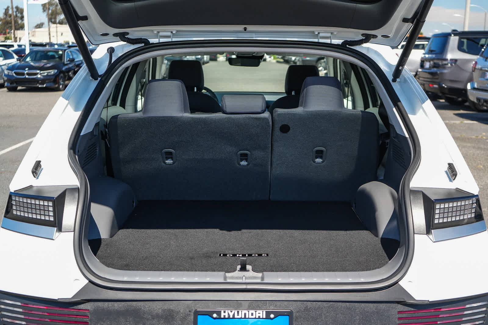 Used 2024 Hyundai Ioniq 5 SEL RWD image 28