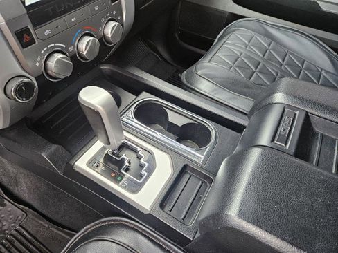 Used 2017 Toyota Tundra SR5 w/ SR5 Upgrade Package image 20