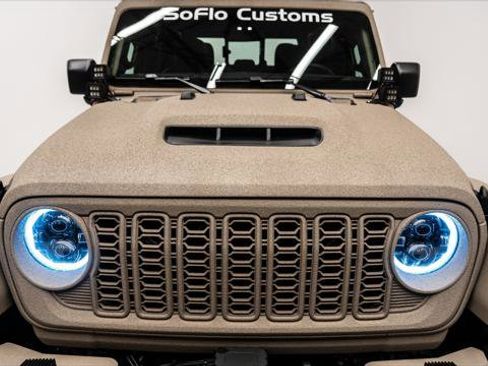Used 2026 Jeep Gladiator Sport AWD/4WD image 27