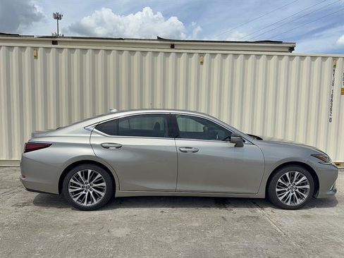 Certified 2020 Lexus ES 350 w/ Premium Package FWD image 2
