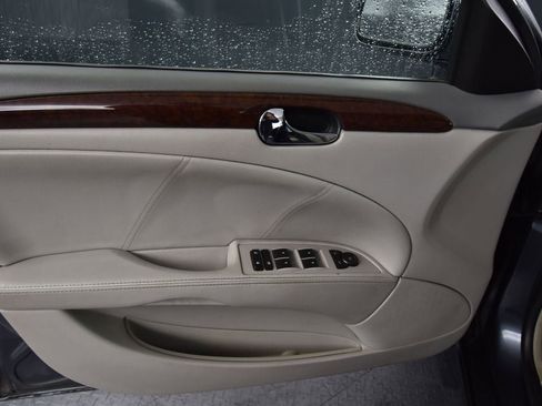 Used 2010 Buick Lucerne CX image 14