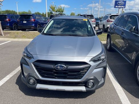 Used 2024 Subaru Outback Limited image 2