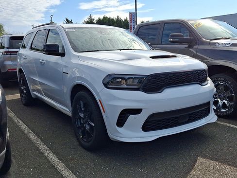 New 2027 Dodge Durango GT AWD/4WD image 3