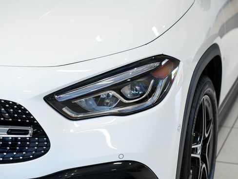 Certified 2023 Mercedes-Benz GLA 250 4MATIC image 26