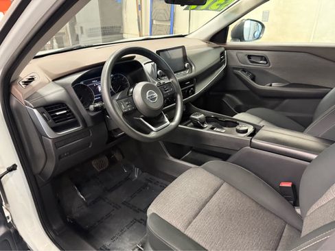 Used 2021 Nissan Rogue S AWD/4WD image 10