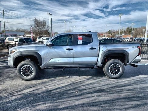 New 2026 Toyota Tacoma TRD Off-Road image 5