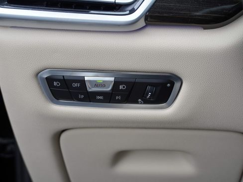 Used 2021 BMW X5 sDrive40i w/ Premium Package 2 RWD image 15