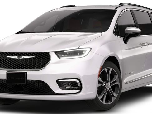 New 2026 Chrysler Pacifica Pinnacle w/ Trailer Tow Group AWD/4WD image 1