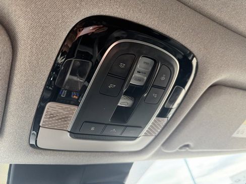 Used 2021 Hyundai Palisade Limited image 33