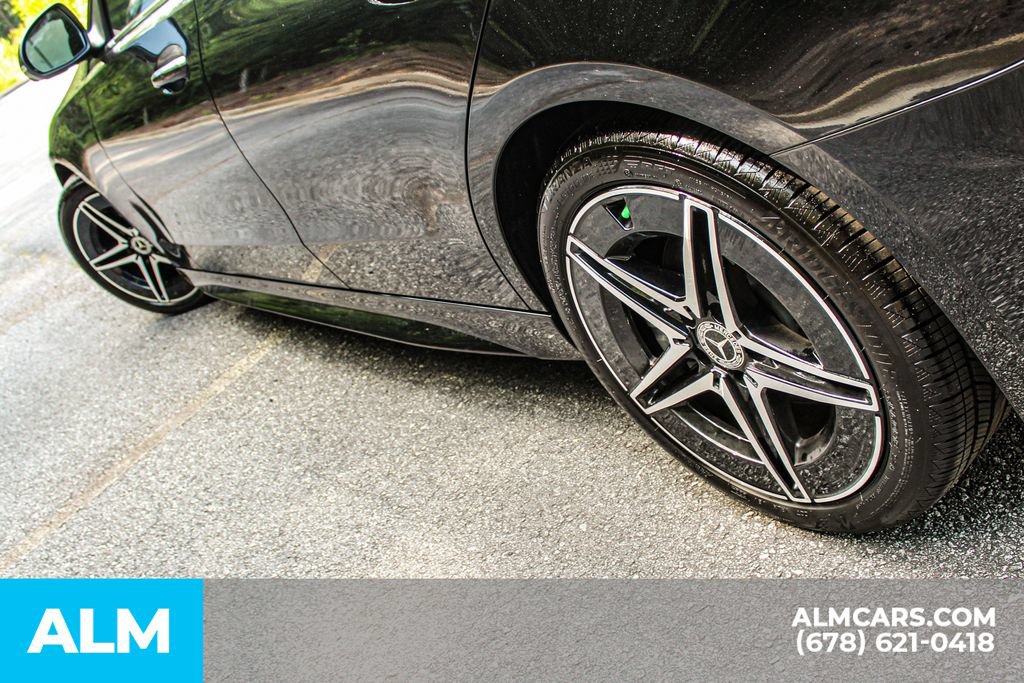 Used 2025 Mercedes-Benz C 300 Sedan w/ AMG Line w/ Night Package image 14