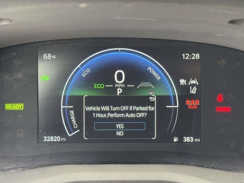 Used 2025 Toyota Camry LE FWD image 13