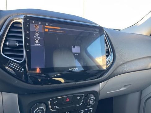 Used 2018 Jeep Compass Limited w/ Navigation Group AWD/4WD image 42