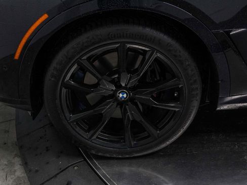 Certified 2023 BMW X7 xDrive40i w/ M Sport Package image 9