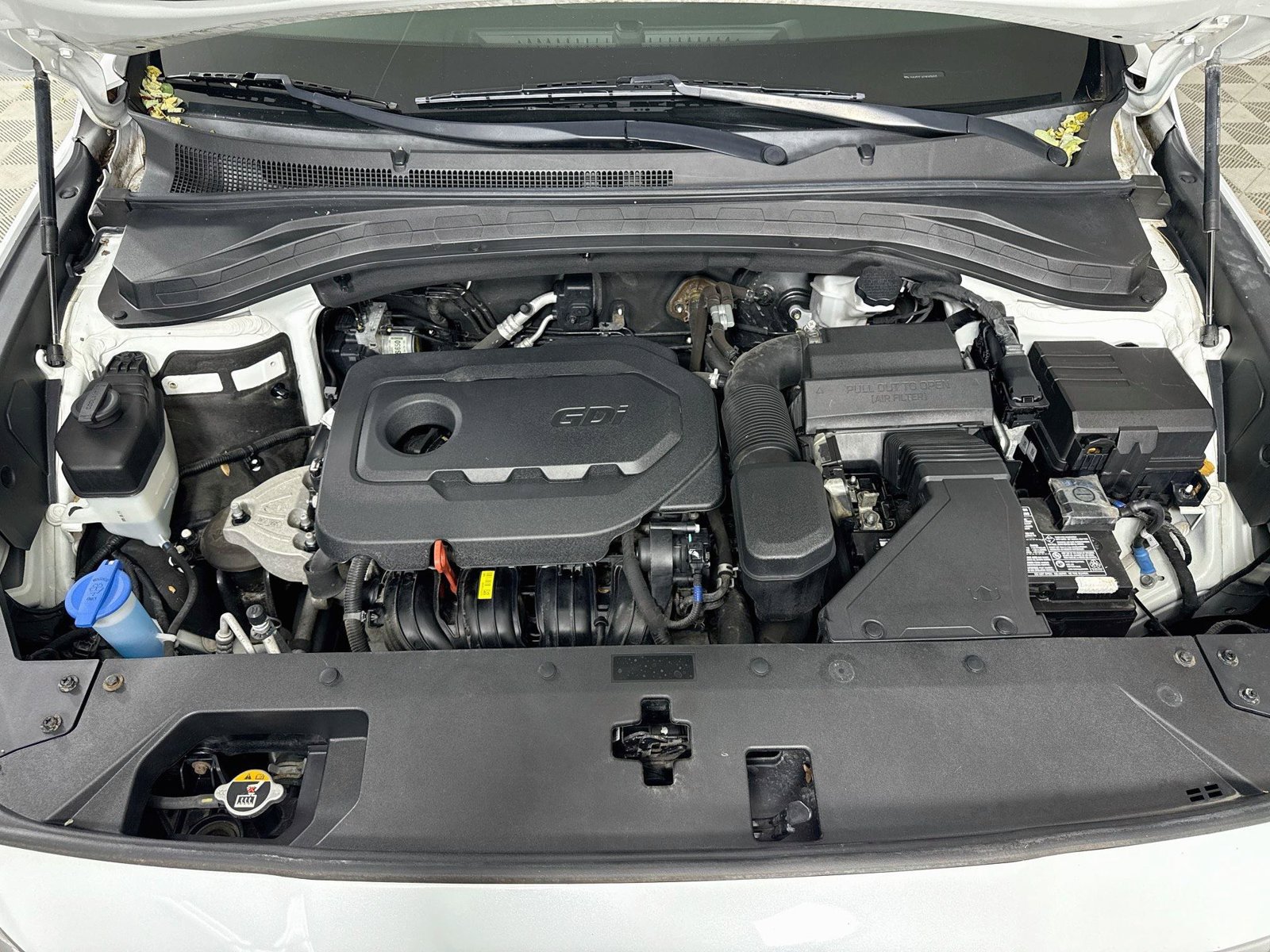 Used 2019 Hyundai Santa Fe SE AWD/4WD image 28