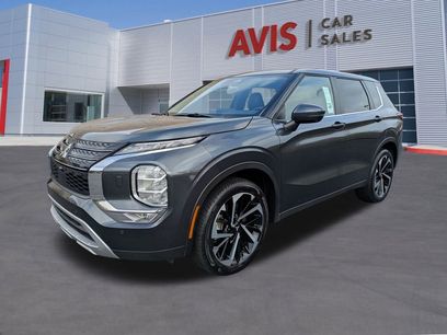 Used 2024 Mitsubishi Outlander SE