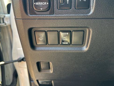 Used 2015 Toyota 4Runner Limited RWD image 16
