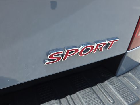 Used 2025 Honda Ridgeline Sport image 36