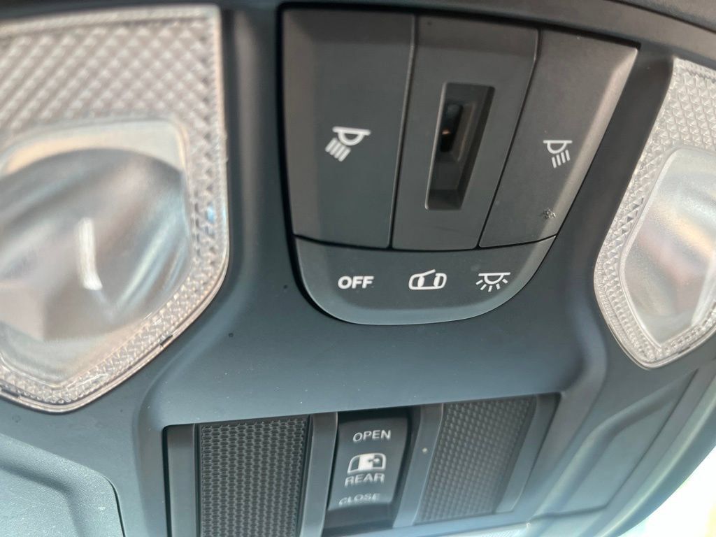 Used 2019 RAM 1500 Big Horn AWD/4WD image 20