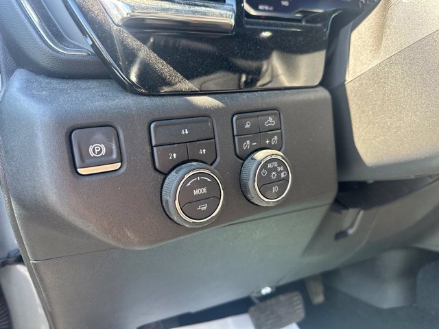 Used 2025 Chevrolet Silverado 2500 LT w/ All Star Edition AWD/4WD image 18