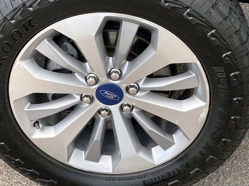 Used 2018 Ford F150 XL w/ Equipment Group 101A Mid AWD/4WD image 27
