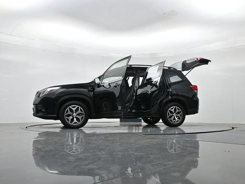 Used 2024 Subaru Forester Premium AWD/4WD image 57