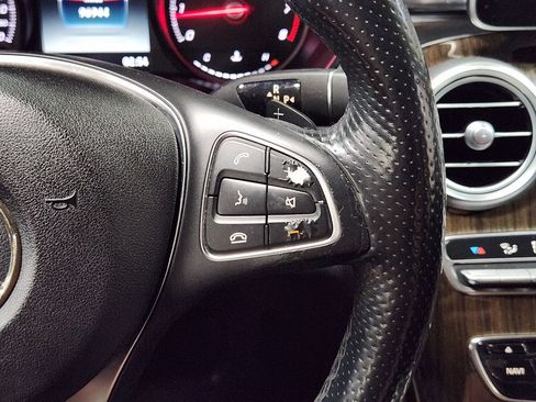 Used 2018 Mercedes-Benz C 300 4MATIC Sedan image 46