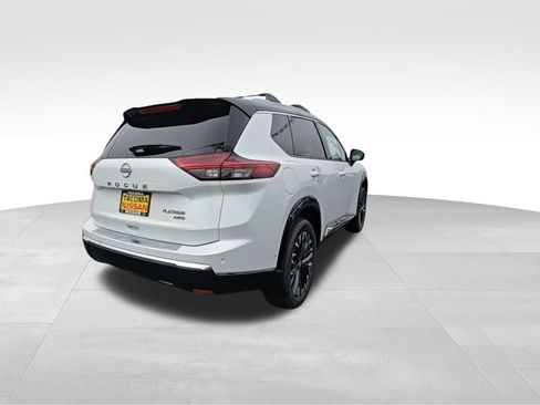 New 2026 Nissan Rogue Platinum w/ Platinum Premium Package image 9