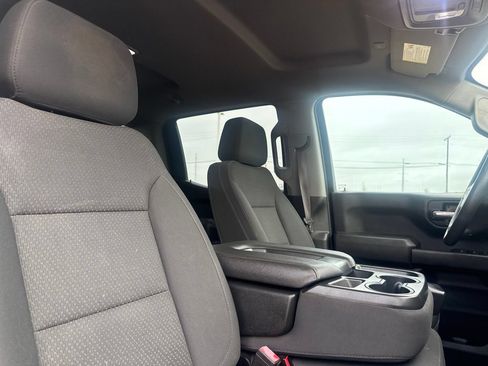 Used 2022 Chevrolet Silverado 1500 Custom AWD/4WD image 28