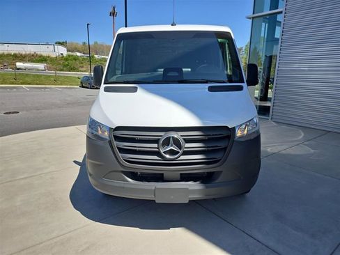 New 2025 Mercedes-Benz Sprinter 2500 image 11