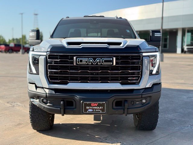 Used 2024 GMC Sierra 2500 AT4X w/ AT4X AEV Edition AWD/4WD image 3