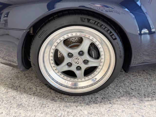 Used 1995 Porsche 911 Carrera RWD image 39
