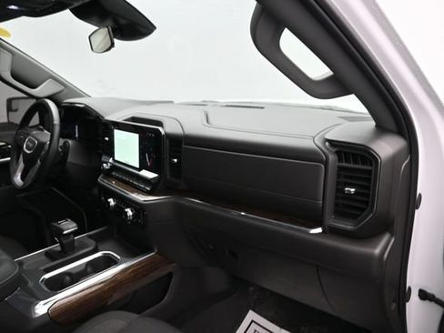 Used 2024 GMC Sierra 1500 Pro w/ Graphite Edition AWD/4WD image 8