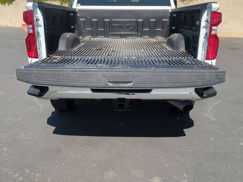 Used 2025 Chevrolet Silverado 2500 LT w/ Convenience Package AWD/4WD image 31