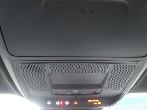 Certified 2025 GMC Acadia Elevation image 27