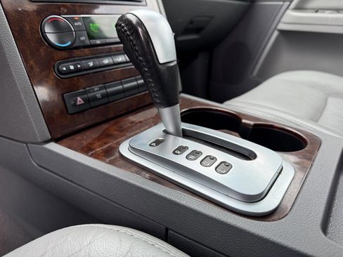 Used 2005 Ford Five Hundred SEL image 20