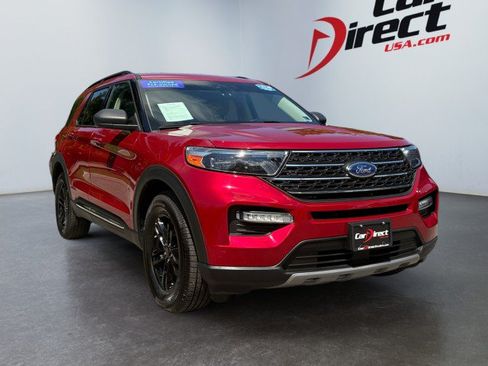 Used 2022 Ford Explorer XLT w/ Equipment Group 202A AWD/4WD image 7