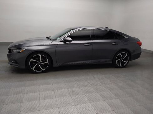 Used 2018 Honda Accord Sport image 2