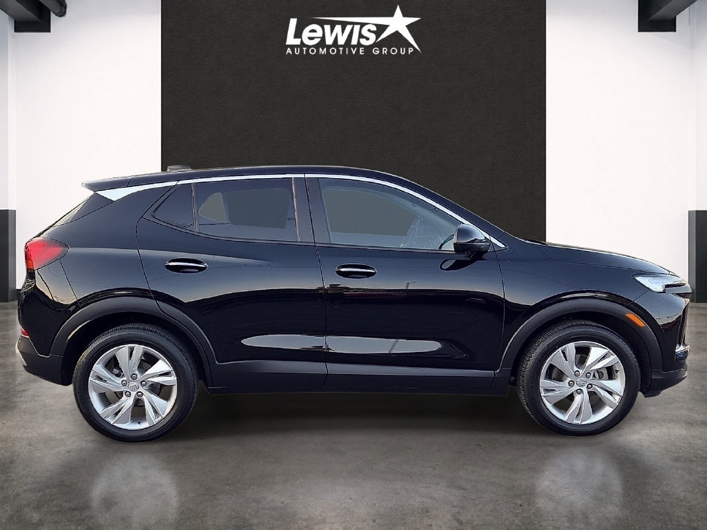 Used 2025 Buick Encore GX Preferred w/ Advanced Technology Package FWD image 5