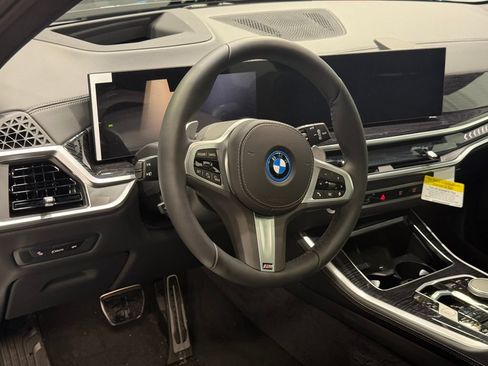 Used 2026 BMW X5 xDrive50e w/ M Sport Package AWD/4WD image 12