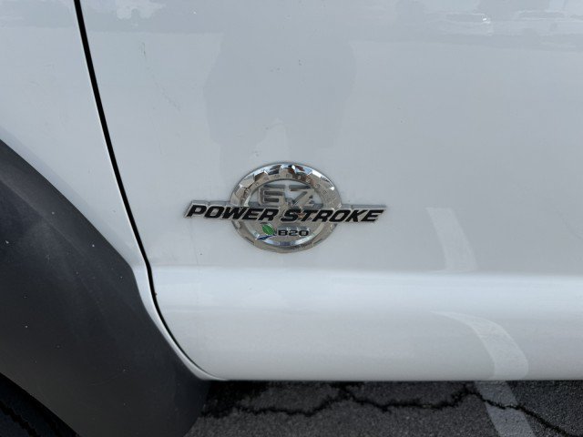 Used 2015 Ford F550 2WD Regular Cab Super Duty image 20