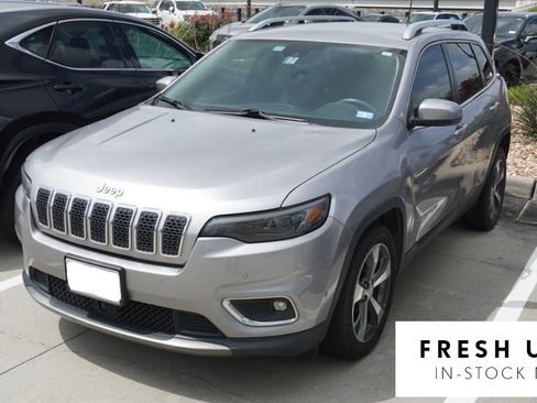 Used 2019 Jeep Cherokee Limited w/ Luxury Group FWD image 1