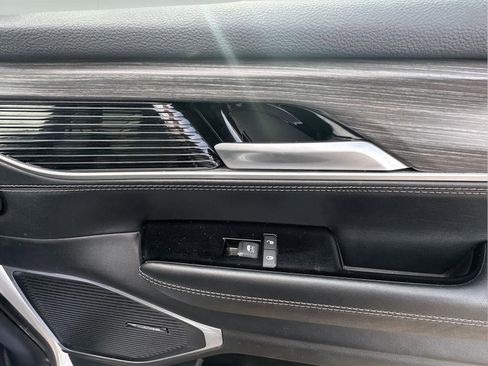 Used 2024 Jeep Wagoneer Series III image 46