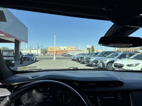 Used 2020 Cadillac XT5 Premium Luxury AWD/4WD image 3